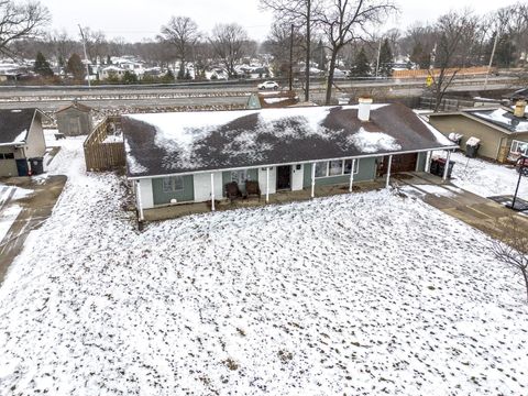 Tiny photo for 2923 Inwood Drive, Fort Wayne, IN 46815 (MLS # 202605679)