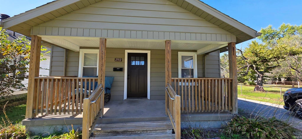 Photo of 2702 N Heidelbach Avenue, Evansville, IN 47711 (MLS # 202642532)