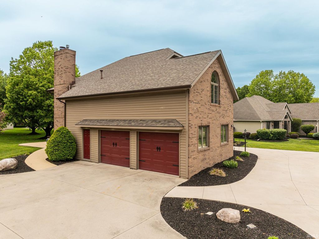 Photo of 501 S Riviera Lane, Yorktown, IN 47396 (MLS # 202617013)