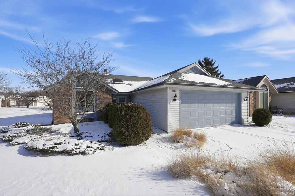 Photo of 2911 Dockshire Lane, Fort Wayne, IN 46804 (MLS # 202602375)