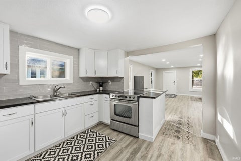 Tiny photo for 709 Romy Avenue, Fort Wayne, IN 46805 (MLS # 202643814)