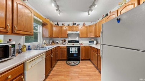 Tiny photo for 1672 Blue Spring Caverns Road, Bedford, IN 47421 (MLS # 202637914)