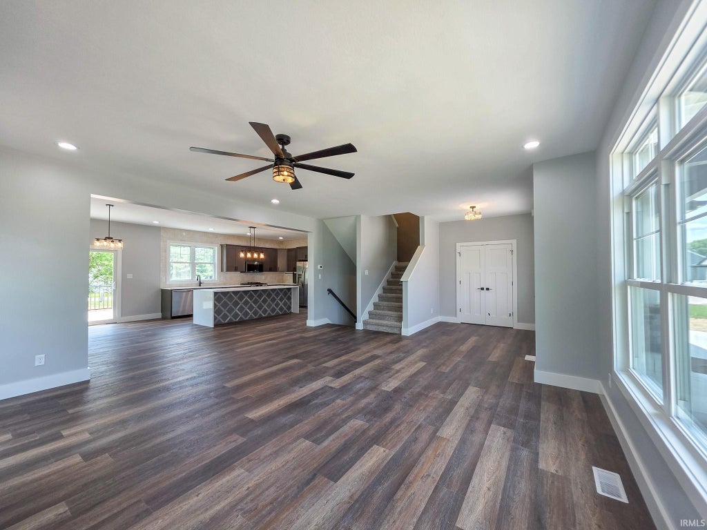 Photo of 4056 Rosemont Place, Mishawaka, IN 46544 (MLS # 202629796)