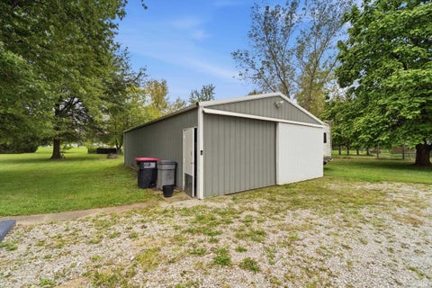 Tiny photo for 10911 E 200 N Road, Lafayette, IN 47905 (MLS # 202640678)