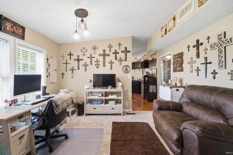 Tiny photo for 10911 E 200 N Road, Lafayette, IN 47905 (MLS # 202640678)