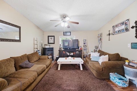 Tiny photo for 10911 E 200 N Road, Lafayette, IN 47905 (MLS # 202640678)