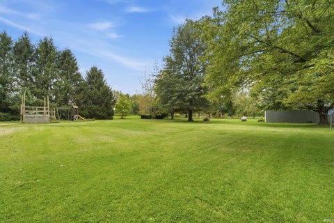 Tiny photo for 10911 E 200 N Road, Lafayette, IN 47905 (MLS # 202640678)