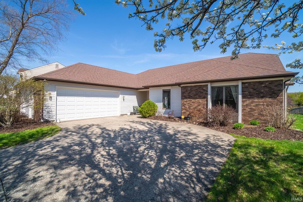 Photo of 8618 Medicine Bow Run, Fort Wayne, IN 46825 (MLS # 202612230)