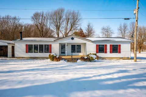 Tiny photo for 10590 S 550 e, Amboy, IN 46911 (MLS # 202548661)
