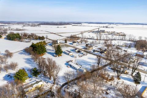 Tiny photo for 10590 S 550 e, Amboy, IN 46911 (MLS # 202548661)