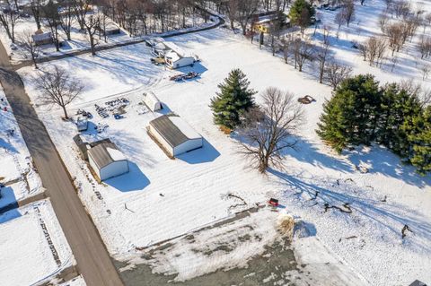 Tiny photo for 10590 S 550 e, Amboy, IN 46911 (MLS # 202548661)