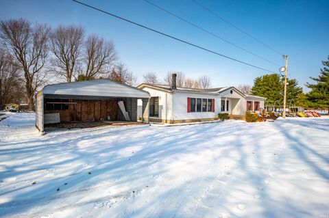 Photo of 10590 S 550 e, Amboy, IN 46911 (MLS # 202548661)