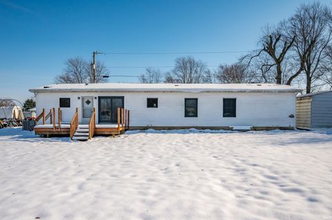Tiny photo for 10590 S 550 e, Amboy, IN 46911 (MLS # 202548661)