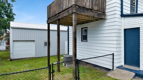 Tiny photo for 511 SW 1st Street, Washington, IN 47501 (MLS # 202628962)