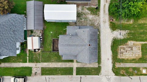 Tiny photo for 511 SW 1st Street, Washington, IN 47501 (MLS # 202628962)