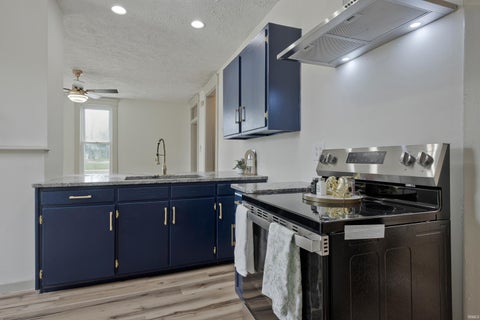 Tiny photo for 511 SW 1st Street, Washington, IN 47501 (MLS # 202628962)
