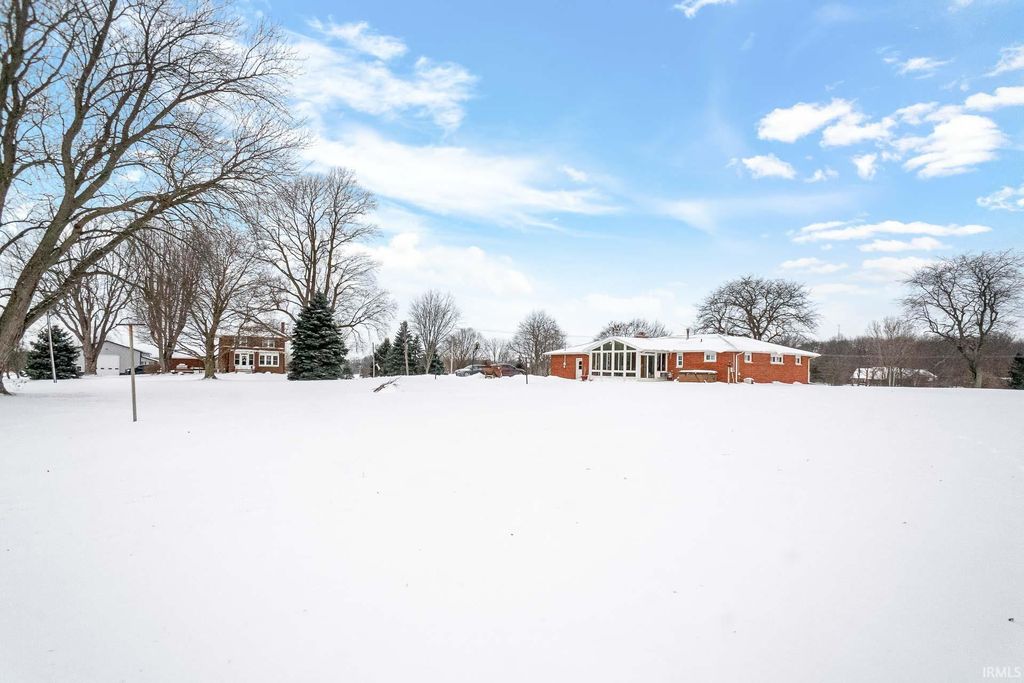 Photo of 16724 Ireland Road, Mishawaka, IN 46544 (MLS # 202603240)