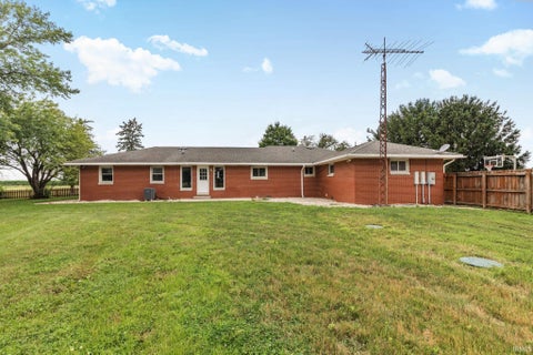 Tiny photo for 6739 N St Rd 19, Kokomo, IN 46902 (MLS # 202626877)