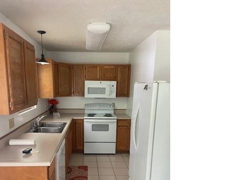 Tiny photo for 532 Duroc Court #A, Lafayette, IN 47909 (MLS # 202529249)