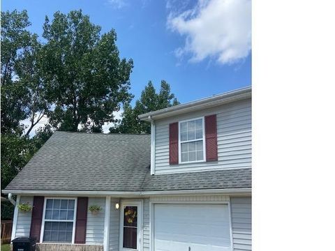 Photo of 532 Duroc Court #A, Lafayette, IN 47909 (MLS # 202529249) Photo of 532 Duroc Court #A, Lafayette, IN 47909 (MLS # 202529249)