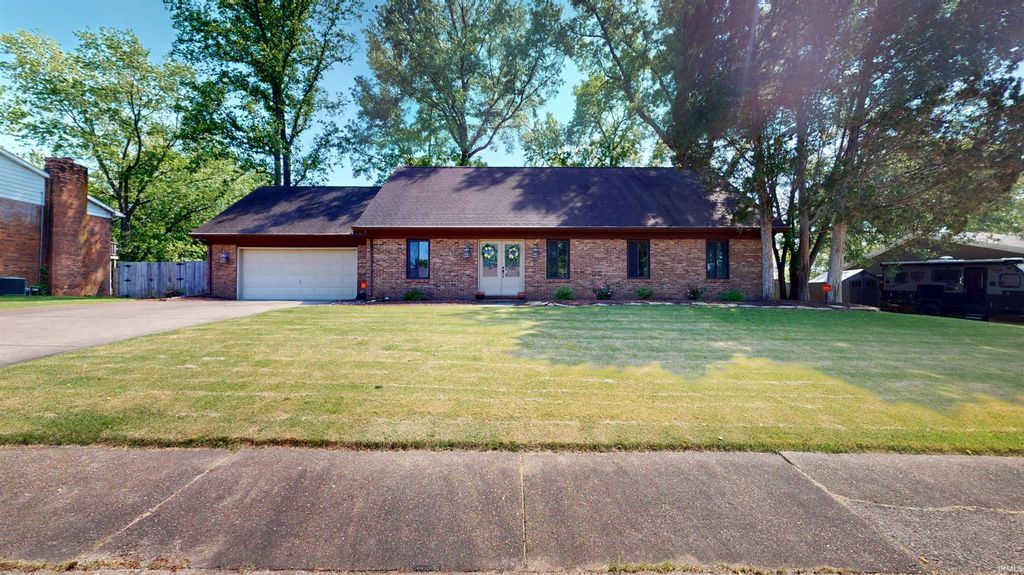 Photo of 7277 Nottingham Drive, Newburgh, IN 47630 (MLS # 202616678)