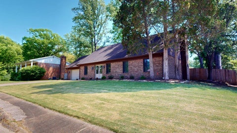 Tiny photo for 7277 Nottingham Drive, Newburgh, IN 47630 (MLS # 202616678)