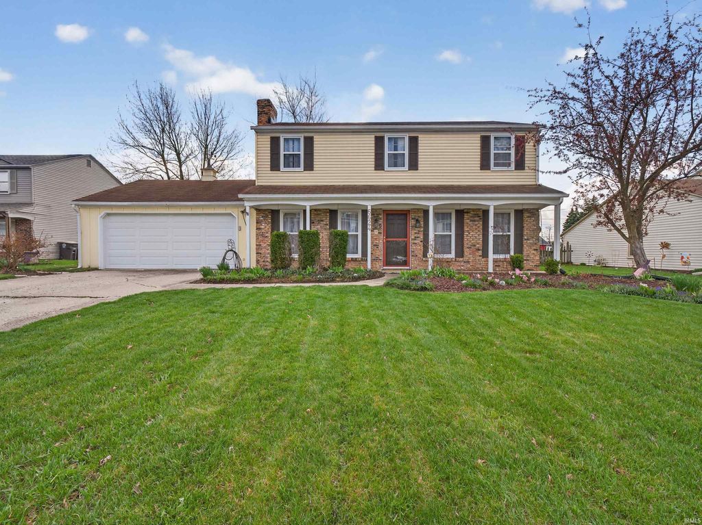 Photo of 6624 Pawawna Drive, Fort Wayne, IN 46815 (MLS # 202611994)