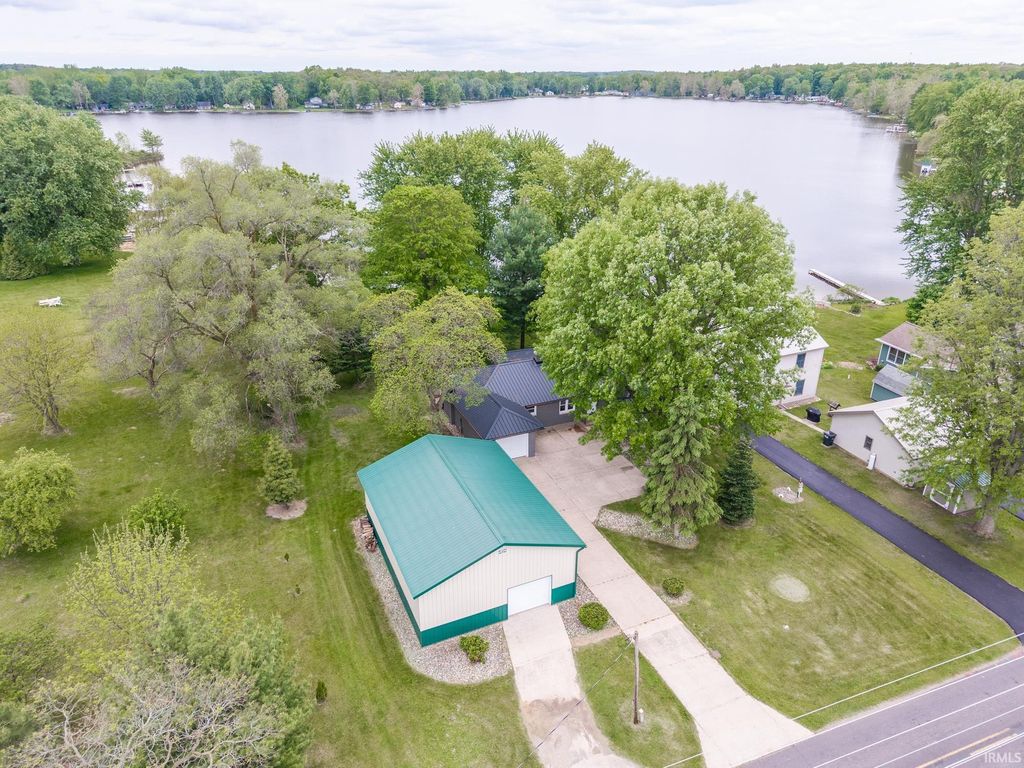 Photo of 5120 E 100 S Road, Lagrange, IN 46761 (MLS # 202610472)
