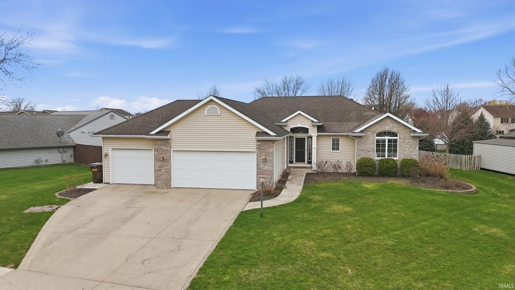 Photo of 15905 Lebaron Lane, Huntertown, IN 46748 (MLS # 202611050)