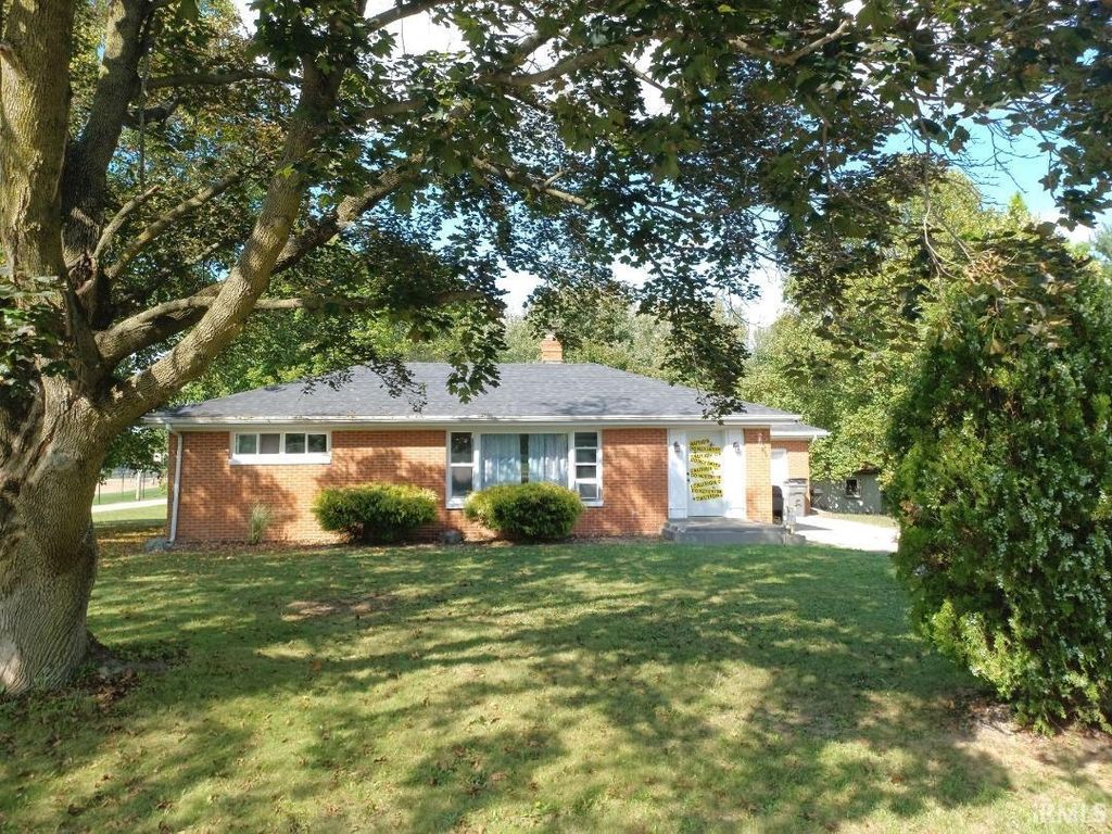 Photo of 327 E Main Street, Millersburg, IN 46542 (MLS # 202539447)