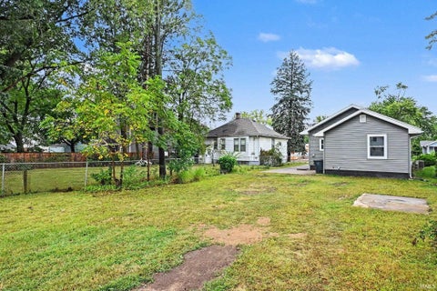 Tiny photo for 1314 Corby Boulevard, South Bend, IN 46617 (MLS # 202638883)