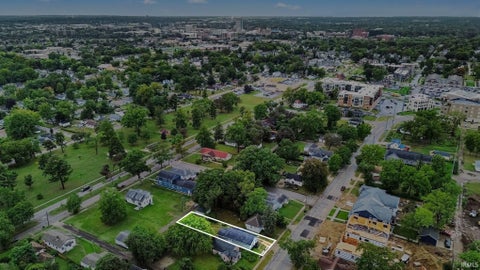 Tiny photo for 1314 Corby Boulevard, South Bend, IN 46617 (MLS # 202638883)