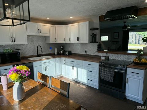 Tiny photo for 1579 S Ridgeview Road, Logansport, IN 46947 (MLS # 202611821)