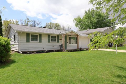 Tiny photo for 1418 Deveron Drive, New Haven, IN 46774 (MLS # 202616170)