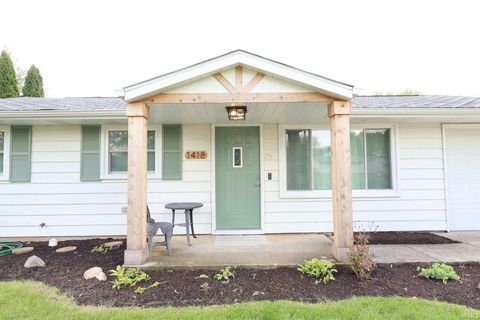 Tiny photo for 1418 Deveron Drive, New Haven, IN 46774 (MLS # 202616170)