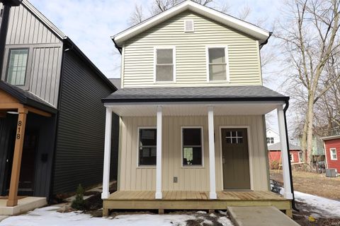 Photo of 816 Lavina Street, Fort Wayne, IN 46802 (MLS # 202604865)