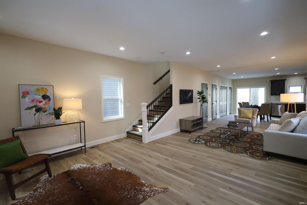 Photo of 816 Lavina Street, Fort Wayne, IN 46802 (MLS # 202604865)