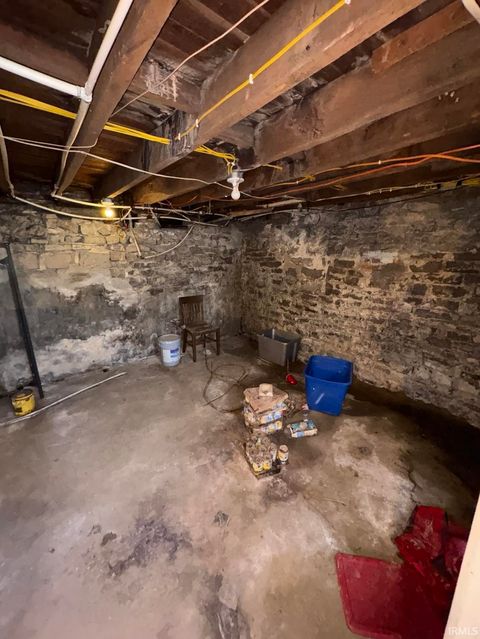 Tiny photo for 607 W Jefferson Street, Decatur, IN 46733 (MLS # 202604160)