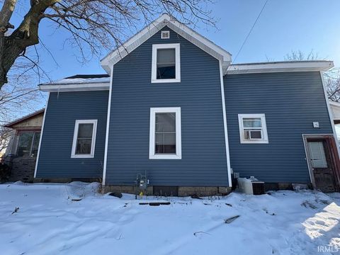 Tiny photo for 607 W Jefferson Street, Decatur, IN 46733 (MLS # 202604160)