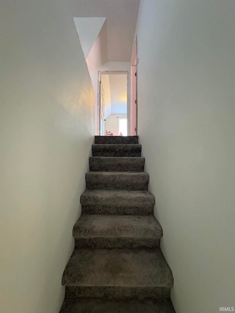 Tiny photo for 607 W Jefferson Street, Decatur, IN 46733 (MLS # 202604160)