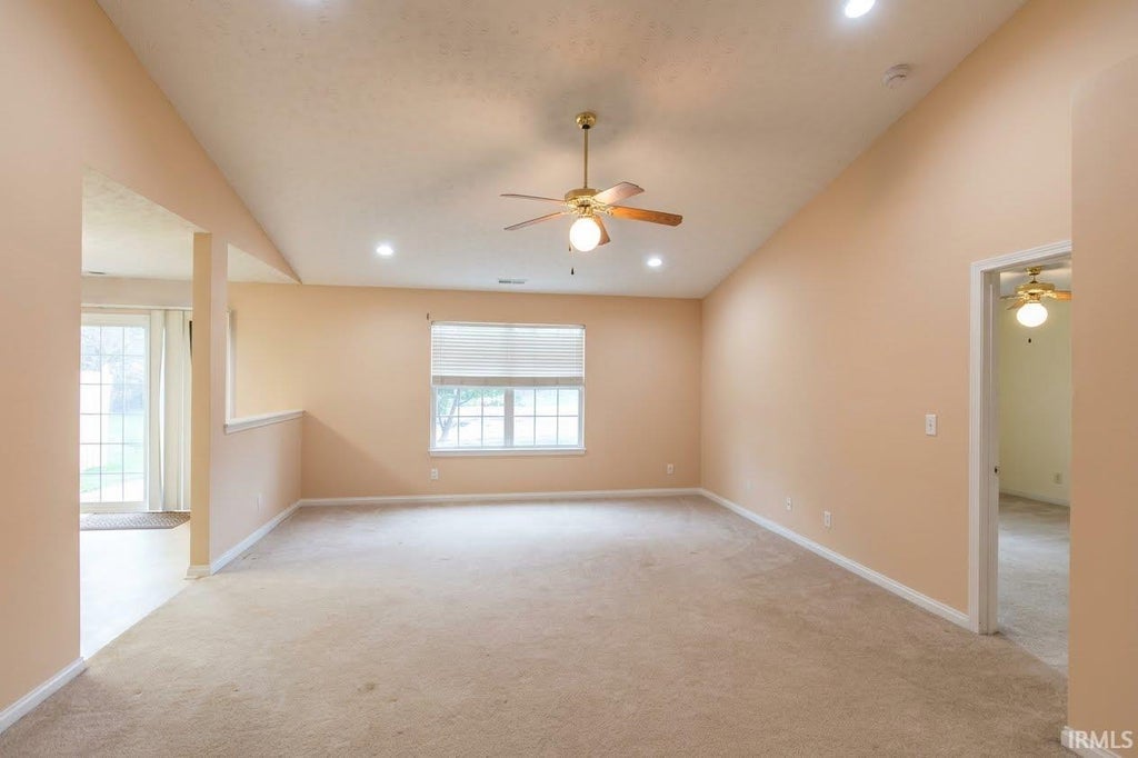 Photo of 9730 Chatteris Road, Evansville, IN 47725 (MLS # 202643323)