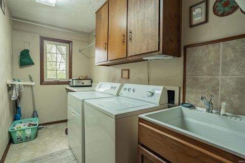 Tiny photo for 317 Timber Lane, Anderson, IN 46017 (MLS # 202618603)