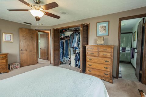Tiny photo for 317 Timber Lane, Anderson, IN 46017 (MLS # 202618603)