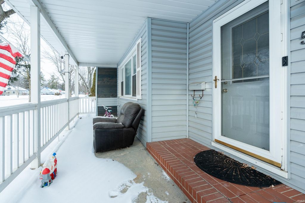 Photo of 5223 Standish Drive, Fort Wayne, IN 46806 (MLS # 202605617)