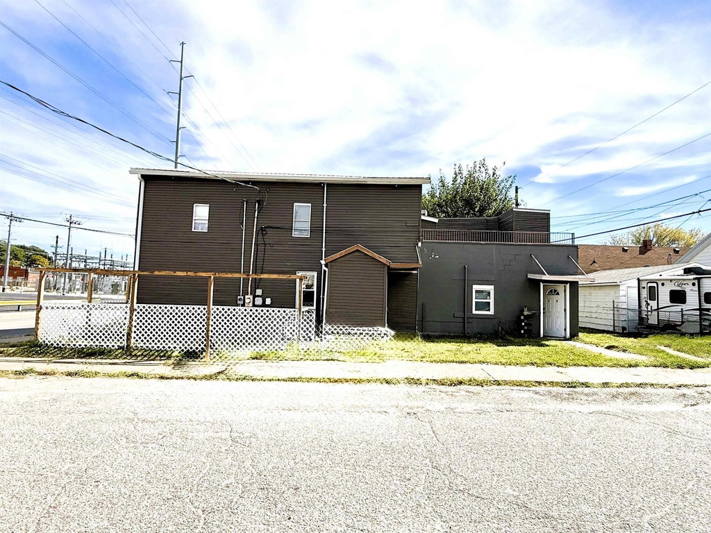 Photo of 2130 W Maryland Street, Evansville, IN 47712 (MLS # 202644576)