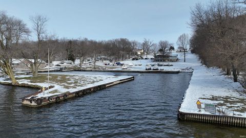 Tiny photo for 11810 W 820 north Crossroad, Monticello, IN 47960 (MLS # 202548768)