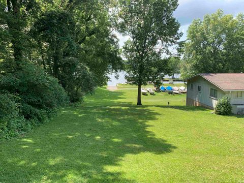Tiny photo for 11810 W 820 north Crossroad, Monticello, IN 47960 (MLS # 202548768)