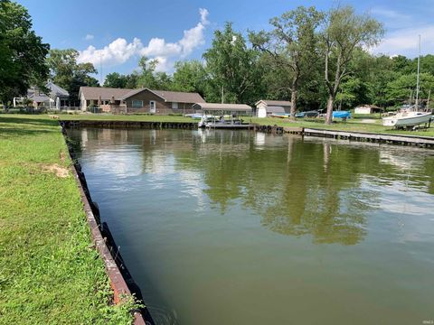 Tiny photo for 11810 W 820 north Crossroad, Monticello, IN 47960 (MLS # 202548768)