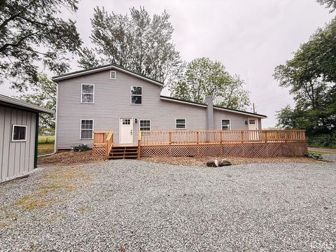 Photo of 4326 E County Road 500 S, Middletown, IN 47356 (MLS # 202620232)