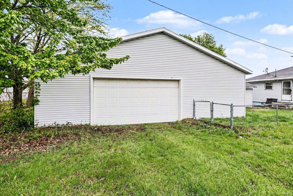 Photo of 2537 Middlebury Street, Elkhart, IN 46516 (MLS # 202617833)